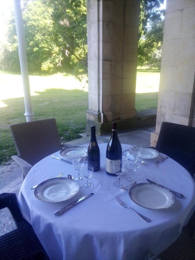Chateau De Maucouvent Challuy Esterno foto