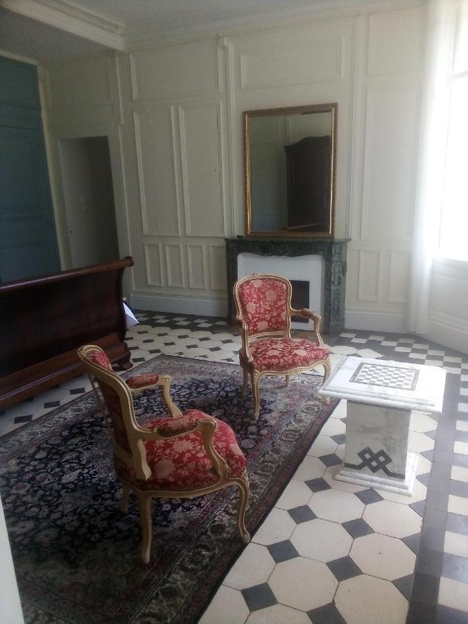 Chateau De Maucouvent Challuy Esterno foto
