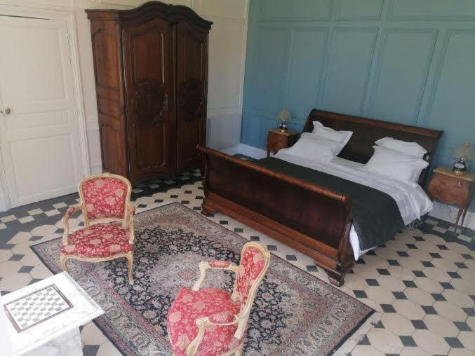Chateau De Maucouvent Challuy Esterno foto